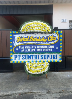 Papan Bunga Duka di Tondano Timur